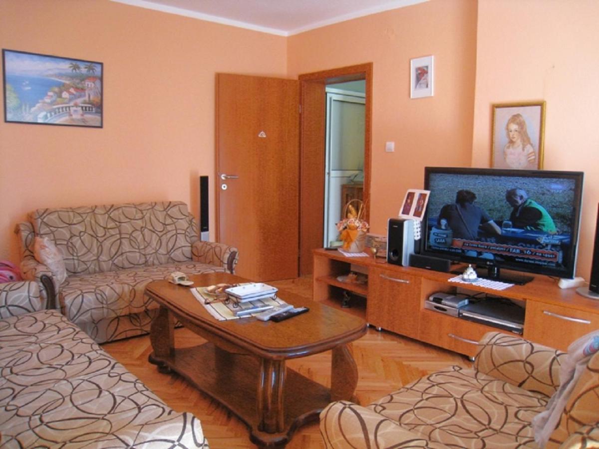 Apartment Stana Petrovac Eksteriør bilde